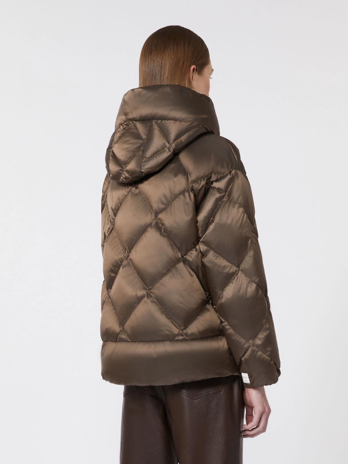 Brown Max Mara hooded down jacket | Quaranta Boutique Max mara the